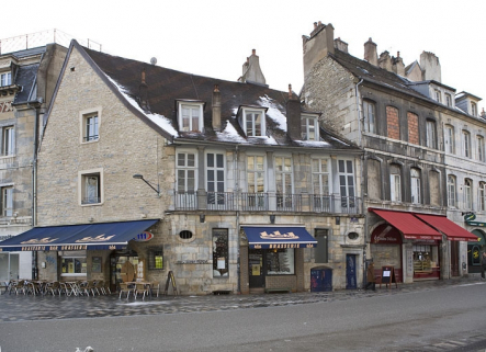 Vue d'ensemble du logis secondaire depuis la rue des Boucheries. © Région Bourgogne-Franche-Comté, Inventaire du Patrimoine