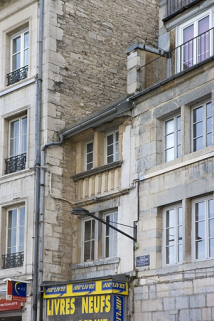Vue d'ensemble des parties supérieures de l'entrée cochère. © Région Bourgogne-Franche-Comté, Inventaire du Patrimoine