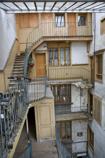 Vue d'ensemble de la façade postérieure du logis principal. © Région Bourgogne-Franche-Comté, Inventaire du Patrimoine
