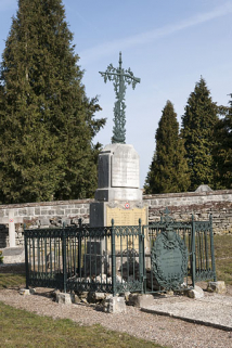 Vue générale de trois quarts gauche. © Région Bourgogne-Franche-Comté, Inventaire du patrimoine