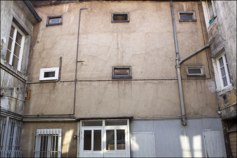 Premier logis secondaire, aile gauche sur la deuxième cour. © Région Bourgogne-Franche-Comté, Inventaire du Patrimoine