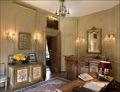 Vue de la pièce de réception de l'hôtel (ancienne antichambre ?). © Région Bourgogne-Franche-Comté, Inventaire du Patrimoine