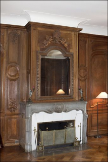 Salon : vue d'ensemble de la cheminée. © Région Bourgogne-Franche-Comté, Inventaire du Patrimoine