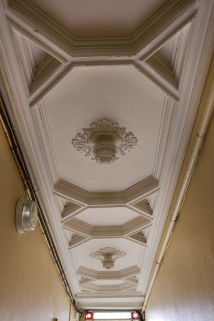 Logis principal : détail du plafond du couloir d'entrée. © Région Bourgogne-Franche-Comté, Inventaire du Patrimoine