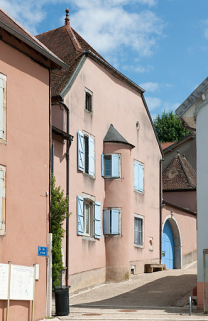 Vue générale de la façade, rue de l'Eglise. © Région Bourgogne-Franche-Comté, Inventaire du patrimoine