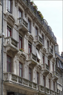 Logis principal, façade sur rue à partir du premier étage : de trois quarts gauche. © Région Bourgogne-Franche-Comté, Inventaire du Patrimoine