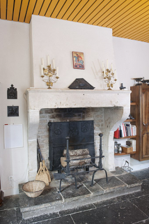 Vue générale de la cheminée de la cuisine. © Région Bourgogne-Franche-Comté, Inventaire du patrimoine