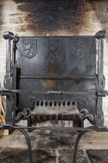 Plaque de cheminée de la cuisine. © Région Bourgogne-Franche-Comté, Inventaire du patrimoine