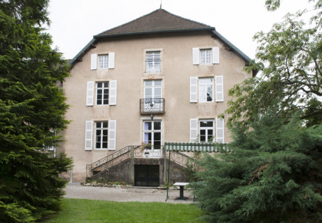 Façade antérieure du bâtiment datant du 18e siècle. © Région Bourgogne-Franche-Comté, Inventaire du patrimoine