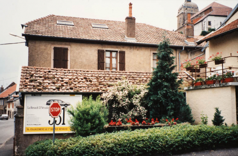 Remise vue depuis le Bas de la Côte, avant 1983. © Région Bourgogne-Franche-Comté, Inventaire du patrimoine