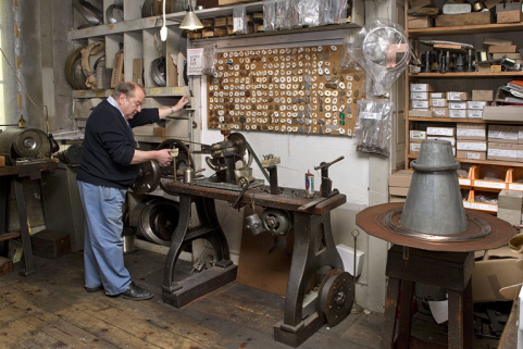 Première passe de laminage. © Région Bourgogne-Franche-Comté, Inventaire du patrimoine