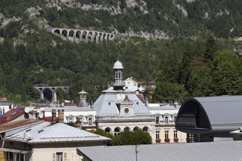 Campanile du pavillon central. © Région Bourgogne-Franche-Comté, Inventaire du patrimoine Campanile du pavillon central. © Région Bourgogne-Franche-Comté, Inventaire du patrimoine