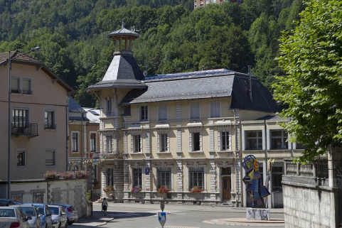 Vue d'ensemble, depuis l'avenue Charles de Gaulle (nord-est). © Région Bourgogne-Franche-Comté, Inventaire du patrimoine