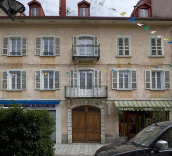 Vue d'ensemble de la façade antérieure. © Région Bourgogne-Franche-Comté, Inventaire du patrimoine