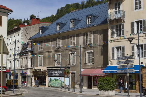 Elévation antérieure, de trois quarts droite. © Région Bourgogne-Franche-Comté, Inventaire du patrimoine