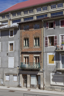 Elévation antérieure, de trois quarts droite. © Région Bourgogne-Franche-Comté, Inventaire du patrimoine