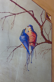 Peinture : couple d'oiseaux sur une branche. © Région Bourgogne-Franche-Comté, Inventaire du patrimoine Peinture : couple d'oiseaux sur une branche. © Région Bourgogne-Franche-Comté, Inventaire du patrimoine