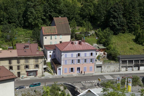 Vue d'ensemble plongeante, depuis l'ouest. © Région Bourgogne-Franche-Comté, Inventaire du patrimoine