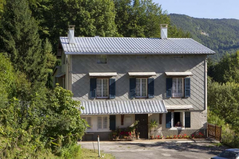 Elévation antérieure. © Région Bourgogne-Franche-Comté, Inventaire du patrimoine Elévation antérieure. © Région Bourgogne-Franche-Comté, Inventaire du patrimoine