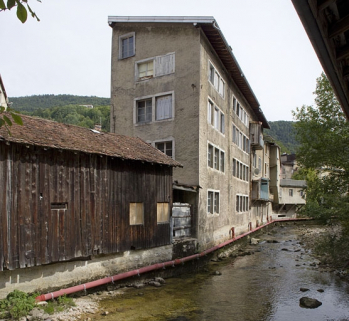 Façades postérieure et latérale gauche de l'atelier, depuis le nord. © Région Bourgogne-Franche-Comté, Inventaire du patrimoine Façades postérieure et latérale gauche de l'atelier, depuis le nord. © Région Bourgogne-Franche-Comté, Inventaire du patrimoine