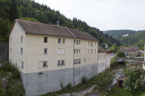 Anciens moulin à blé, usine de quincaillerie (clouterie) et scierie Emmanuel Girod (2 et 4 rue Pierre Morel). © Région Bourgogne-Franche-Comté, Inventaire du patrimoine