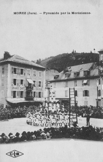 Morez (Jura). - Pyramide par la Morézienne, 1er quart 20e siècle. © Région Bourgogne-Franche-Comté, Inventaire du patrimoine Morez (Jura). - Pyramide par la Morézienne, 1er quart 20e siècle. © Région Bourgogne-Franche-Comté, Inventaire du patrimoine