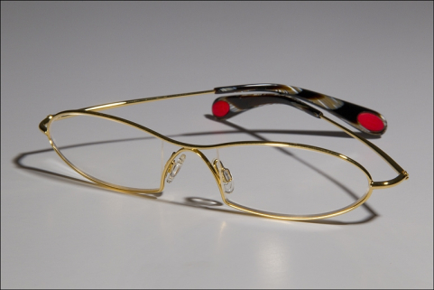 Lunettes de vue métalliques Bugatti. Collection du musée de la Lunette, Morez. © Région Bourgogne-Franche-Comté, Inventaire du patrimoine Lunettes de vue métalliques Bugatti. Collection du musée de la Lunette, Morez. © Région Bourgogne-Franche-Comté, Inventaire du patrimoine