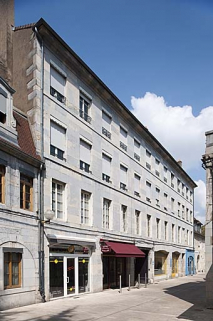 Vue d'ensemble sur rue de trois quarts gauche. © Région Bourgogne-Franche-Comté, Inventaire du Patrimoine
