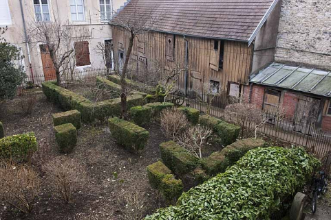 Vue d'ensemble du jardin en hiver. © Région Bourgogne-Franche-Comté, Inventaire du Patrimoine