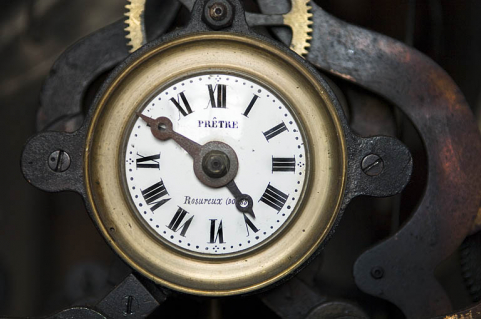 Détail : le cadran de contrôle. © Région Bourgogne-Franche-Comté, Inventaire du patrimoine