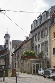 Logis secondaire en fond de parcelle : façade postérieure de trois quarts droit. © Région Bourgogne-Franche-Comté, Inventaire du Patrimoine
