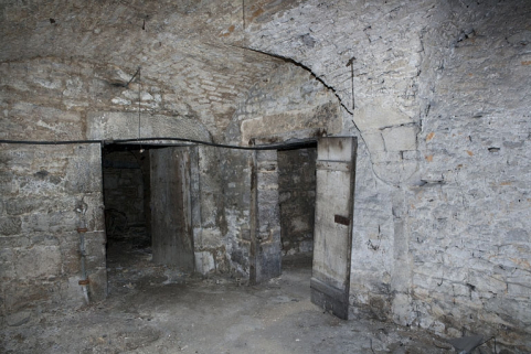 Logis principal, sous-sol : cave C. © Région Bourgogne-Franche-Comté, Inventaire du Patrimoine