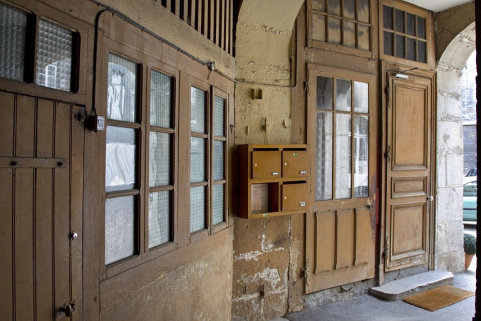Ecurie : vue de la façade extérieure. © Région Bourgogne-Franche-Comté, Inventaire du Patrimoine