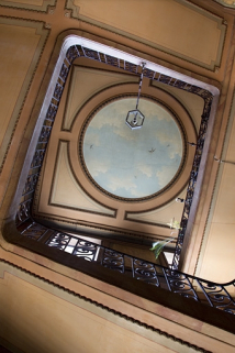 Logis principal, intérieur : détail du plafond de la cage d'escalier. © Région Bourgogne-Franche-Comté, Inventaire du Patrimoine