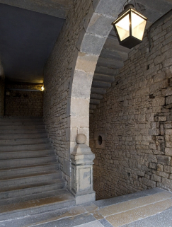 Logis principal, intérieur : vue de l'escalier d'honneur. © Région Bourgogne-Franche-Comté, Inventaire du Patrimoine