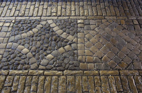 Premier passage cocher : détail du décor du sol. © Région Bourgogne-Franche-Comté, Inventaire du Patrimoine