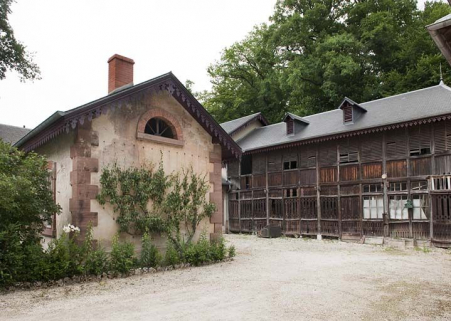 Communs vus depuis l'ouest. © Région Bourgogne-Franche-Comté, Inventaire du patrimoine