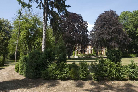 Le parc de la demeure. © Région Bourgogne-Franche-Comté, Inventaire du patrimoine