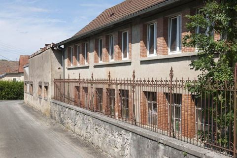 Façade ouest d'un bâtiment industriel (atelier ?). © Région Bourgogne-Franche-Comté, Inventaire du patrimoine