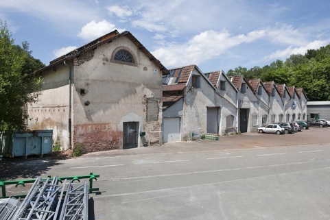 Atelier de fabrication des pompes. Mur-pignons est. © Région Bourgogne-Franche-Comté, Inventaire du patrimoine