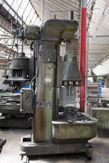 Perceuse multiple à colonne André Citroën. © Région Bourgogne-Franche-Comté, Inventaire du patrimoine