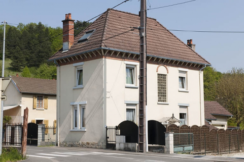 Conciergerie. © Région Bourgogne-Franche-Comté, Inventaire du patrimoine Conciergerie. © Région Bourgogne-Franche-Comté, Inventaire du patrimoine