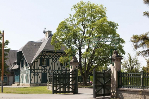 La conciergerie vue de trois quarts arrière. © Région Bourgogne-Franche-Comté, Inventaire du patrimoine