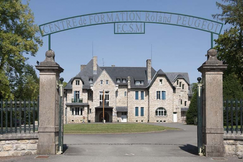 Vue rapprochée depuis l'entrée. © Région Bourgogne-Franche-Comté, Inventaire du patrimoine