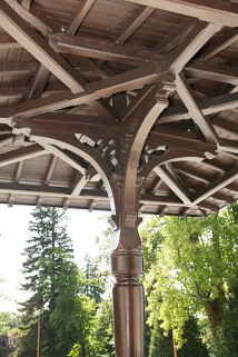 Façade antérieure. Marquise en bois © Région Bourgogne-Franche-Comté, Inventaire du patrimoine