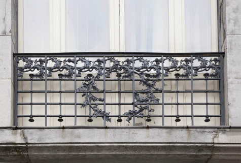 Détail du balcon d'angle du premier étage. © Région Bourgogne-Franche-Comté, Inventaire du Patrimoine