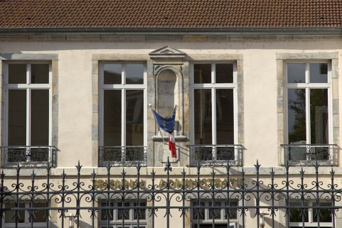 Façade antérieure : détail de la niche. © Région Bourgogne-Franche-Comté, Inventaire du Patrimoine
