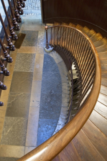 Intérieur, escalier : détail de la première volée. © Région Bourgogne-Franche-Comté, Inventaire du Patrimoine