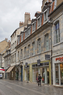 Vue d'ensemble sur rue, de trois quarts droit. © Région Bourgogne-Franche-Comté, Inventaire du Patrimoine