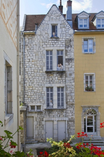 Logis principal, extrémité de l'aile droite : façade sur cour, de face. © Région Bourgogne-Franche-Comté, Inventaire du Patrimoine